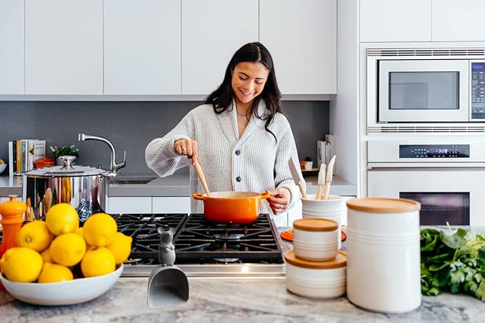 Dog Food Scoop, Pet Food Scoop, sturdy scoop for all kinds of dry foods. Cute Mouse Shape Handle Design Pet Food Can Spoon Suitable for Dogs Cats Birds, Measuring Cup (Grey)