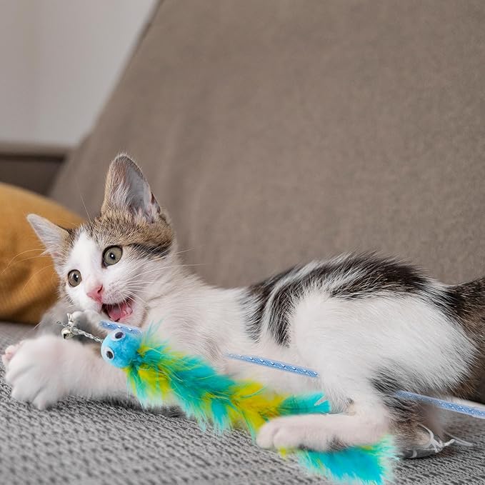 Andiker Cat Feather Toys, 2PCS Cat Wand Toys with Bell&Plush Balls, 12in Colourful Interactive Kitten Teaser Toy, Funny Interactive Cat Toys for Cat Indoor Playing Training Chasing (Red + Green)