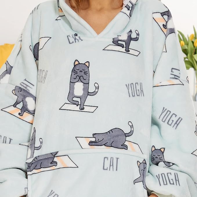 THREE POODLE Wearable Blanket Hoodie for Women, Oversized Sherpa Sweatshirt Blanket for Adults Men, Warm Cozy Cat Hooded Blanket, Gifts for Mom Girlfriend Sister