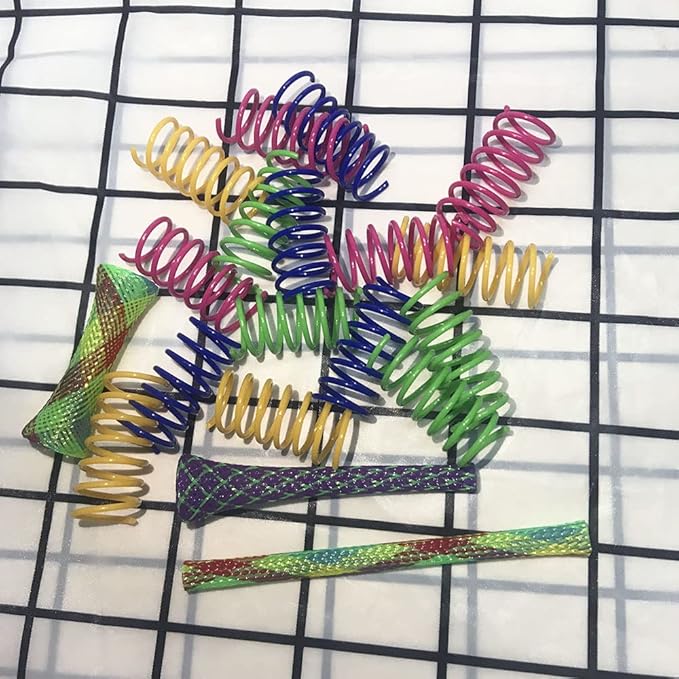PIVHWIR Cat Spring Toys Set of 30, Plastic Colorful Interactive Cat Toy Cat Coils Spring Pet Toys and Springs Tube