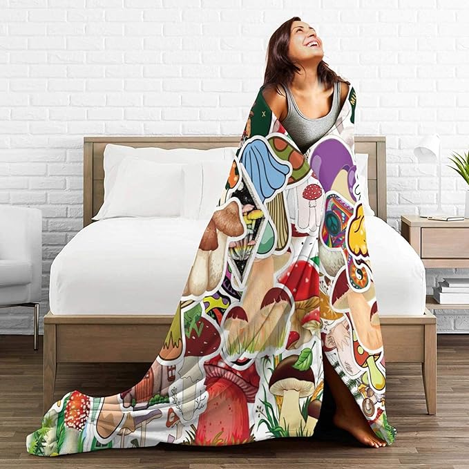 Funny Mushroom Blanket Soft Cozy Mushroom Decor Plush Throw Blanket Super Warm Fleece Fuzzy Bedding Blanket Mushroom Gifts for Kids Girls Boys Women Bed Stuff 60"X80"