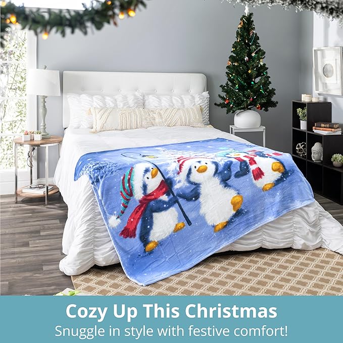 Dawhud Direct Christmas Fleece Blanket for Bed, 50" x 60" Cute Penguin Fleece Throw Blanket for Kids and Adults - Super Soft Plush Christmas Blanket Throw