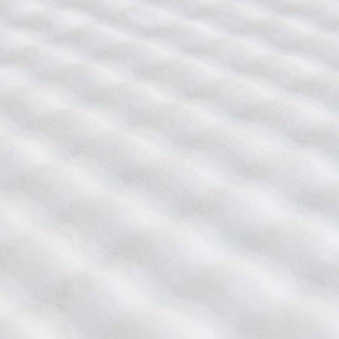 White Faux Fur Throw Blanket with 3D Bubbles Super Soft Fuzzy Cozy Thick Blanket for Couch Chair Sofa Gift Home Décor, Fluffy Throw Blanket, 50"x60"