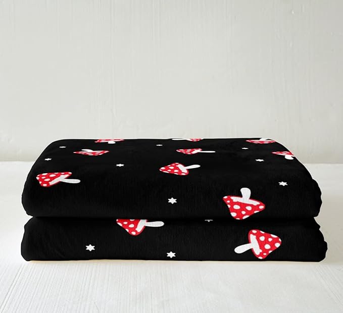 Mushroom Sherpa Blanket Girls Kawaii Room Decor Fleece Throw Blanket Kids Boys Teens Cute Black Red Mushrooms Plush Blanket for Bed Sofa Couch Soft Lovely Botanical Fuzzy Blanket 40"x50"