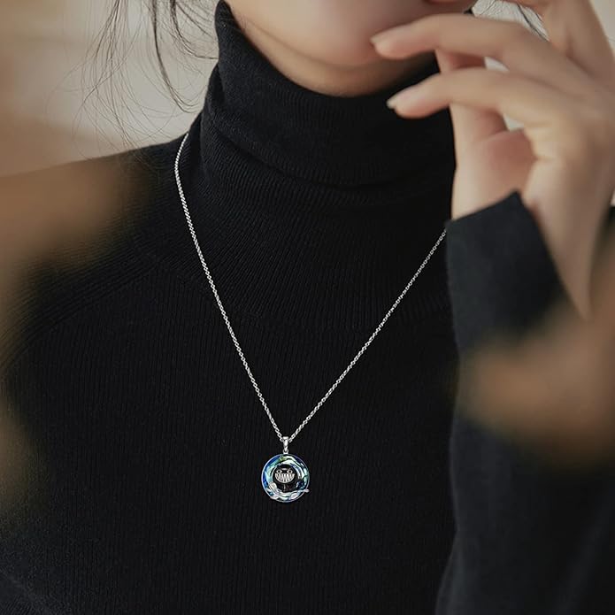 AXELUNA Black Cat Necklace 925 Sterling Silver Kitten Pendant Circle Crystal Necklace Cat Jewelry Gifts for Women Girls Girlfriend Animal Lovers