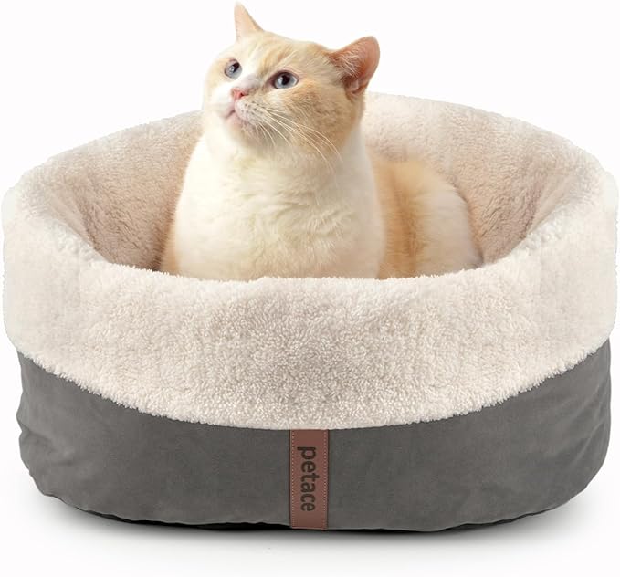 Self Warming Cat Bed, 17.7" x 13.7" Anti-Slip Soft Round Thermal Pet Cushion Bed for Kittens, Cats, Puppies and Small Dogs, Gray
