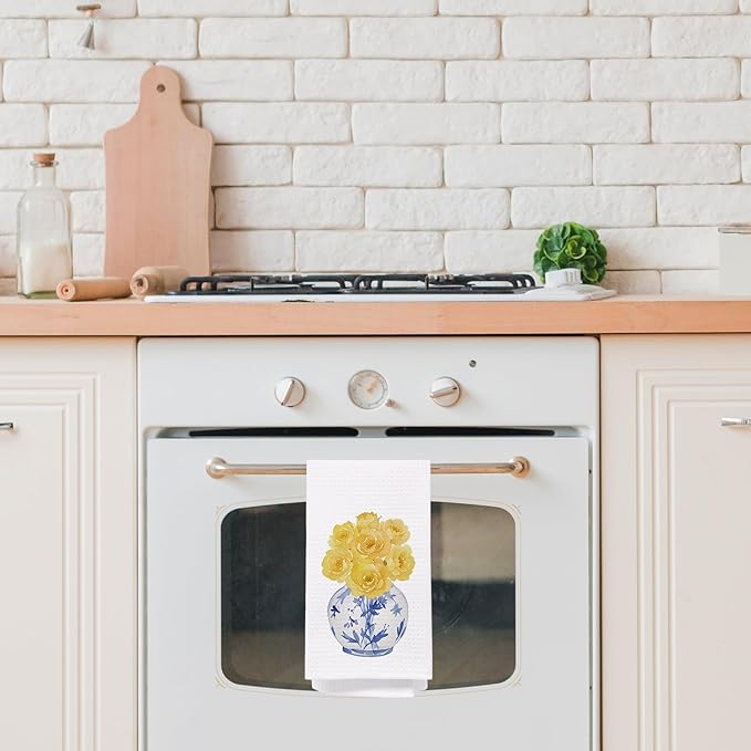 SPBL&L Chinoiserie Decor Kitchen Towels, Blue and White Chinoiserie Vase Yellow Roses Floral Dish Towels for Kitchen, Blue and White Hand Towels for Bathroom, Grandmillenial Decor, 16x24 Inches