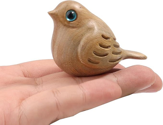Bird Wooden Figurine,Miniature Wood Carving Decor Small Animal Garden Statue Sculpture,Lovely Gift Holiday Home Decor Suitable for bedroom living room shelf desk office desk table coffee table etc.