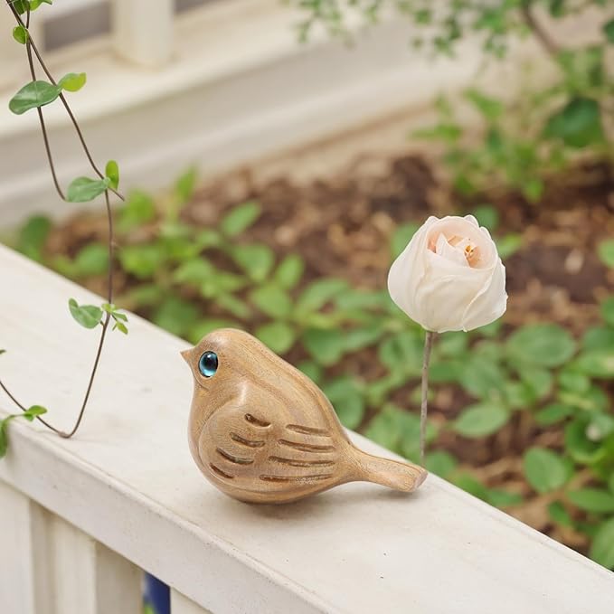 Bird Wooden Figurine,Miniature Wood Carving Decor Small Animal Garden Statue Sculpture,Lovely Gift Holiday Home Decor Suitable for bedroom living room shelf desk office desk table coffee table etc.