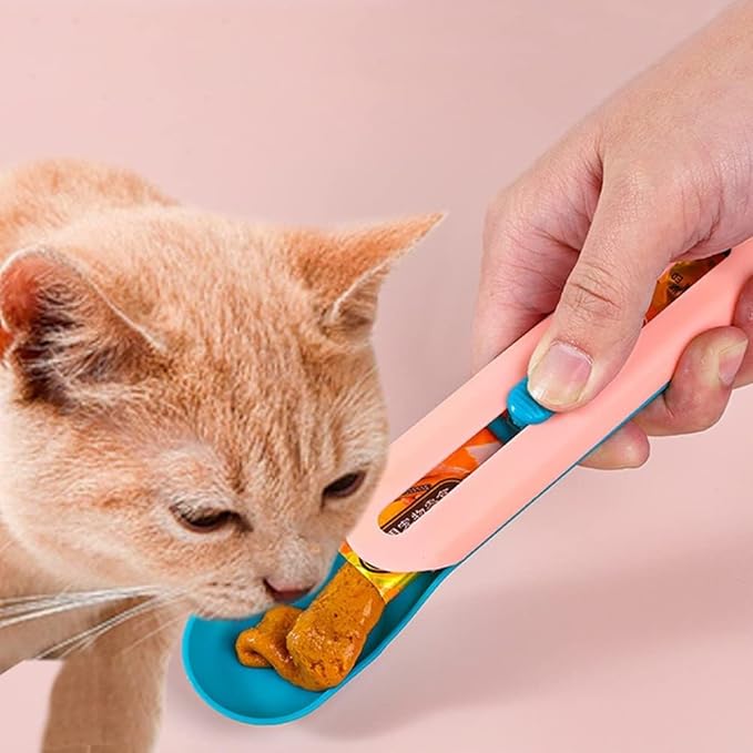 White Cat Strip Squeeze Spoon, Pet Spoons Cat Feeder,Cat Wet Food Spoon Feeding Pet Food Spoon Cat Snack Spoon for Lickable Wet Cat Treats Pet Liquid Snack Feeding,Feeding and Watering Supplies
