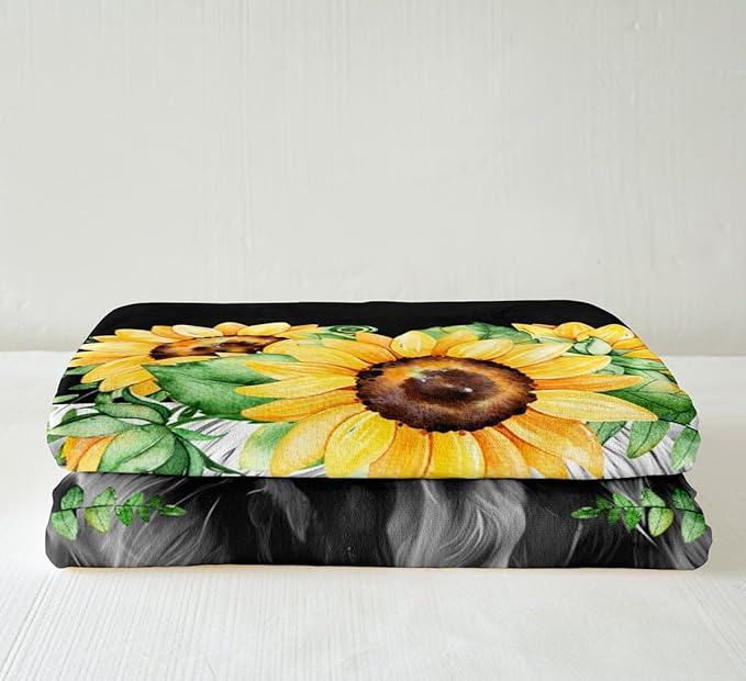 Highland Cow Fleece Throw Blanket Sunflower Floral Western Cow Bull Sherpa Blanket for Bed Couch Sofa Girls Farmhouse Wildlife Animal Plush Blanket Soft Black Fuzzy Blanket Room DecorThrow 50"x60"