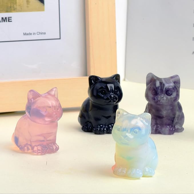 Amethyst Cat Crystal Statues, Healing Crystal Kitty Figurine Decorations, Purple Cat Gift Lucky Cute Kitten Figurines, Handcrafted Crystal Figurine for Home Décor and Spiritual Protection