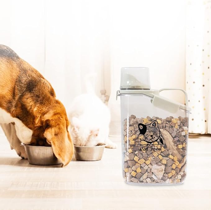 Pet Food Storage Container Airtight Cat Food Container with Measuring Cup and Pour Spout Portable Pet Food Dispenser for Cat Transparent Leakproof Cat Food Container for Travel 2.8L