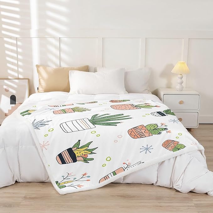 Colorful Cactus Sherpa Blanket Boho Succulent Plush Blanket Botanical Fleece Throw Blanket for Sofa Couch Bed Exotic Natural Theme Fuzzy Blanket Cartoon Cactus Ultra Soft Room Decor Queen 90x90 Inch