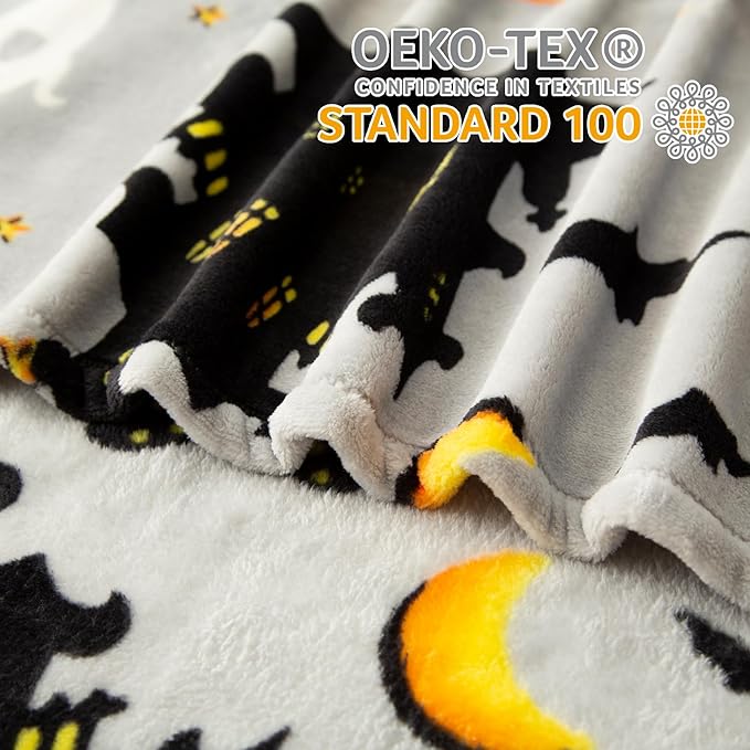 Pumpkin Halloween Throw Blanket 50” x 70” Reversible Castle Cat Bat Print Fleece Throw Blanket, 320 GSM Surper Soft Warm Cozy Blanket for Couch Sofa, Halloween Harvest Gifts and Orange Home Decor