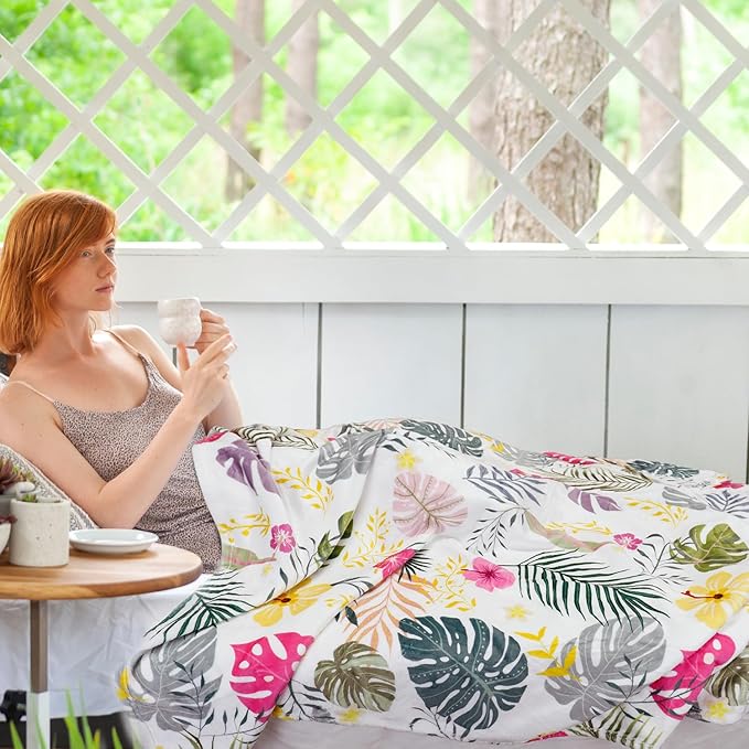 Tropical Palm Leaves Throw Blanket Floral Flower Flannel Fleece Throw Blankets Botanical Plant Cozy Fuzzy Plush Throw Blanket Nature Soft Throw Blankets for Sofa Bed 50" X 60"