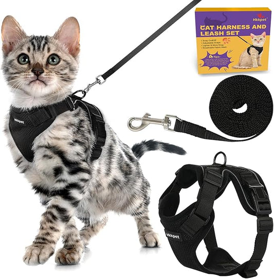 Adjustable Cat Harness and Leash Set for Outdoor Walking, Soft Breathable Mesh Cat Harness with Reflective Strips,Escape Proof Safe Cat Vest Harness, Black (M)