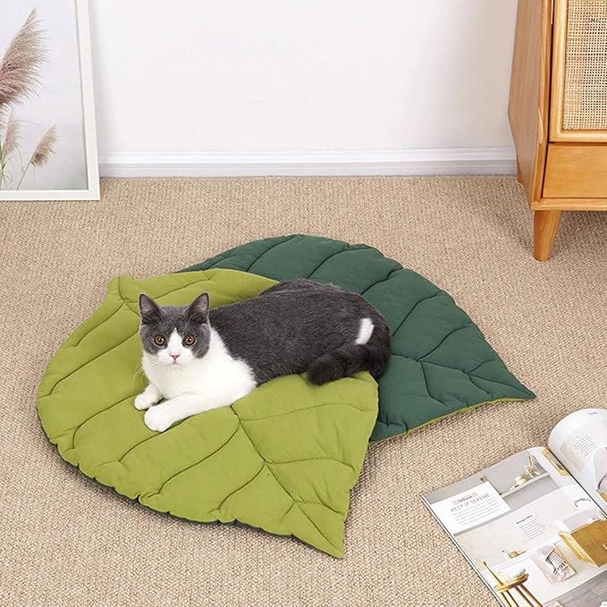 Plush Polypropylene Pet Bed Mat for Cats and Dogs, Green Leaf Style, 70x60x6cm
