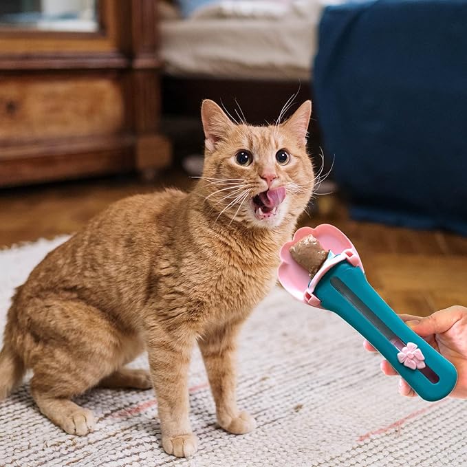 Cat Claw Shaped Cat Strip Squeeze Spoon, Delectables Lickable Cat Treats Spoon, Wet Treat Cat Feeder Spoon Treat Squeeze Spoon for Lickable Wet Cat Treats Liquid Snack Feeding (Blue)