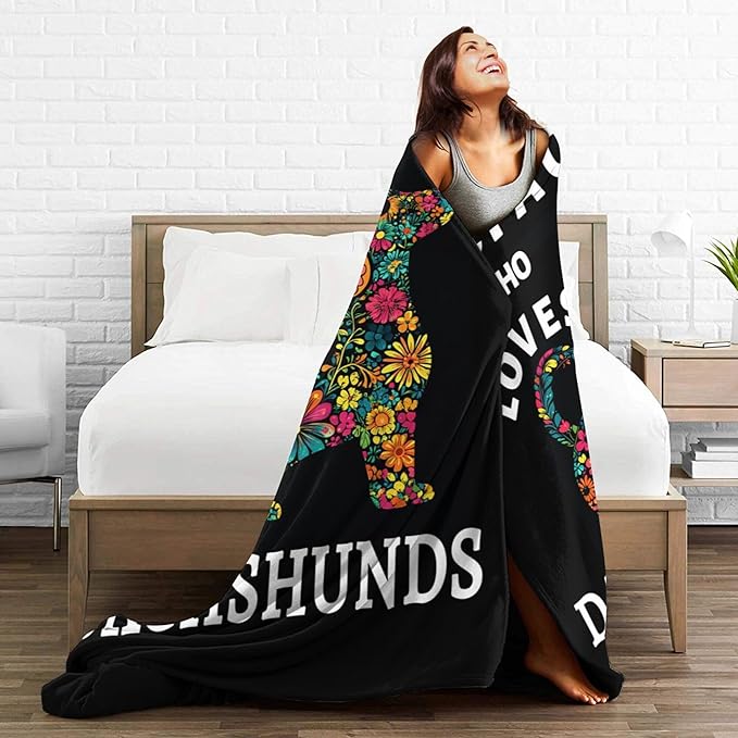 Dachshund Blanket Dachshund Gifts Soft Cozy Weiner Dog Plush Throw Blanket Super Warm Fleece Fuzzy Bedding Blanket for Kids Girls Boys Women Bed Decor Stuff 40"X50"