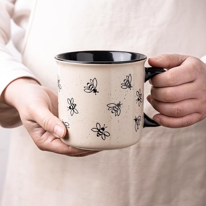 AmorArc 22 OZ Large Ceramic Coffee Mugs, Oversized Soup Cups With Big Handle for Men Women Dad Mom, Big Mug With Textured Bees Patterns for Office & Home -Microwave Safe, 2 Pcs-Black