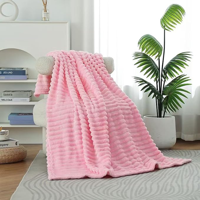 Pink Fleece Fuzzy Throw Blanket, 3D Fleece Ribbed Jacquard Blanket, Aesthetic Room Decor for Couch Sofa Bed, Gifts for Christmas, Birthdays