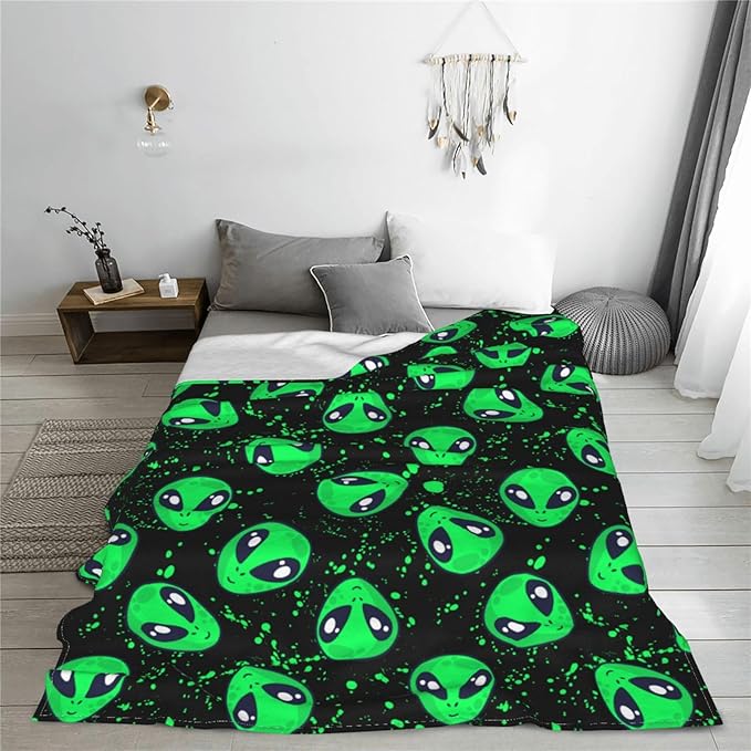 Alien Throw Blanket Soft Cozy Plush Warm Fleece Blanket for Sofa Couch Bed 60"X50"