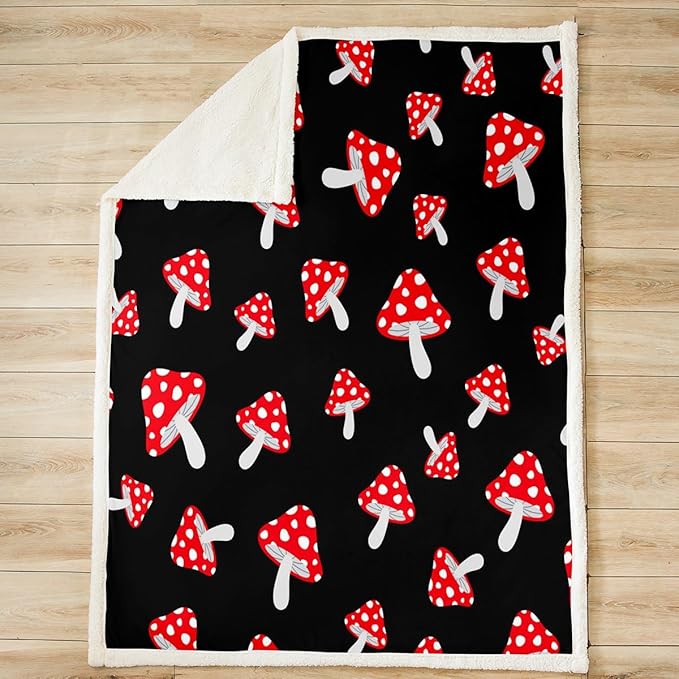 Feelyou Cute Mushrooms Plush Throw Blanket Red Mushrooms Sherpa Blanket Natural Wild Fungus Fleece Throw Blanket Botanical Fuzzy Blanket for Kids Boys Girls 50"x60" Black