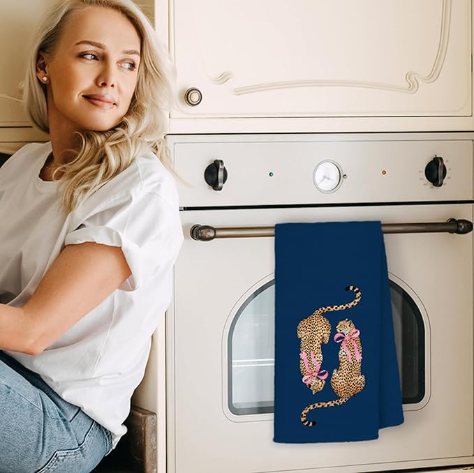 Coquette Pink Bow Two Cheetah Kitchen Towels, Navy Blue Leopard Hand Towels for Bathroom Kitchen, Trendy Preppy Leopard Decorative Dish Towels Drying Cloth, 16x24 Inch