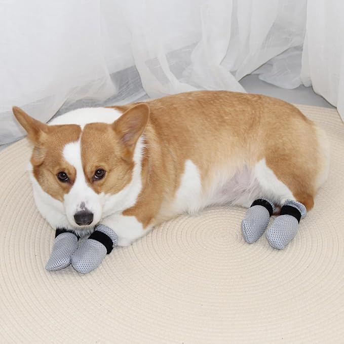 HDKUW Cat Anti-Scratch Shoes, Pet Scratch Deterrent Boots for Cats Small Dogs, Grooming Cat Accessories Nail Gloves, Adjustable Cat Claw Cover for Bathing Shaving Treatment Checking Gray M