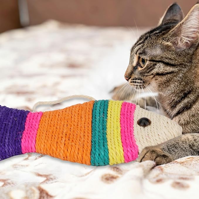 Hypeety Cat Scratching Board Creative Fish Shaped Cat Claw Toy Colorful Sisal Pad Scratch Lounge Durable Scratching Pad Interaction Toy (S)