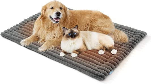 Luxury Soft Self Warming Cat Bed, Thermal Warm Extra Large Dog Pad for Indoor & Outdoor, Washable Pet Mat with Non-Slip Bottom (Grey)
