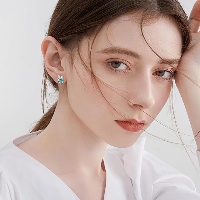 925 Sterling Silver Cat Earrings Cute Animal Kitten Stud Earrings cat Jewelry Gifts for Women Girls Hypoallergenic Earrings for Sensitive Ears