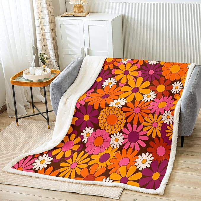 Erosebridal Groovy Floral Blanket for Girls - Retro Flower Fleece Throw Blanket with Sherpa - 40x50 Size - Daisy Pattern - Perfect for 70s Party Decorations