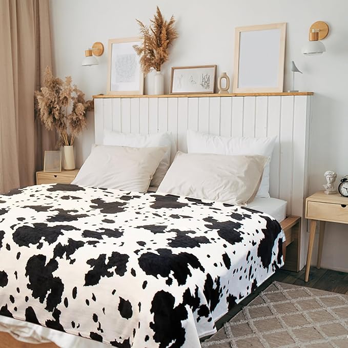 Cow Print Blanket | Soft Cozy Plush Fleece Western Cow Blankets | Couch Sofa Bed Cow Blankets Throws | Gifts for Woman Twin Girls Boys Teens Birthday Valentine's Day 60"x80" Blackcow