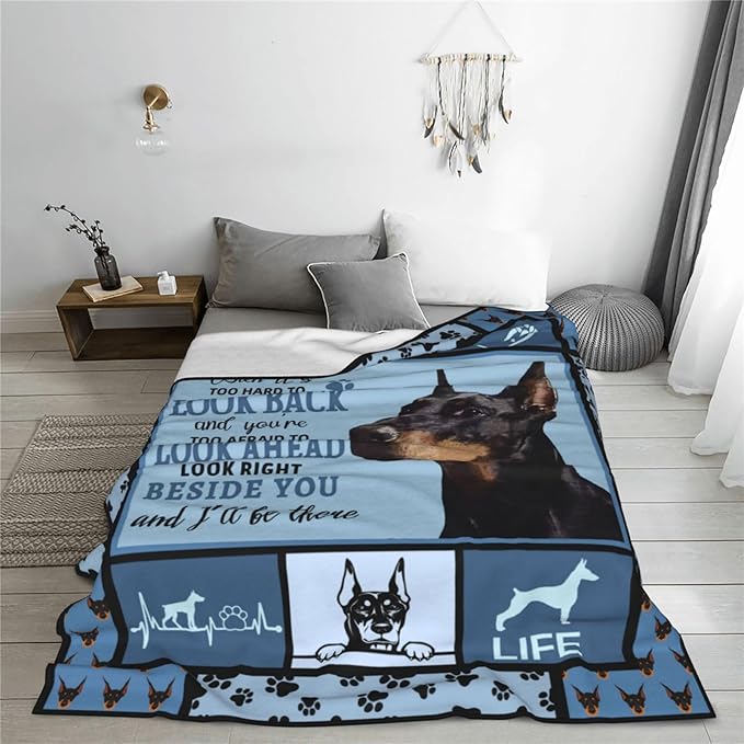 Doberman Dog Blanket Doberman Decor Throw Blanket Super Warm Soft Plush Lightweight Fleece Flannel Blanket Gifts for Dog Lovers Girls Boys Women Men Adults for Winter Couch Bedding 40"X50"