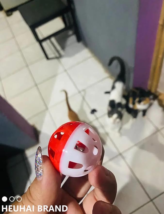 Cat Toys for Indoor Cats - 15 Pcs Kitten Toys Set - Includes 8 Bell Balls - 1 Catnip Mouse - 6 Plush Balls - Colorful and Safe - Pet Playset for Interactive Fun and Exercise