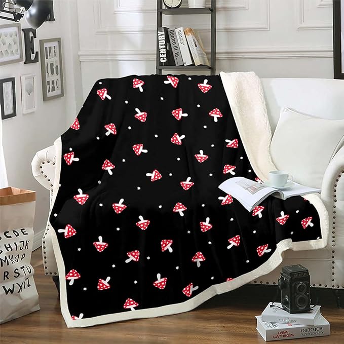 Mushroom Sherpa Blanket Girls Kawaii Room Decor Fleece Throw Blanket Kids Boys Teens Cute Black Red Mushrooms Plush Blanket for Bed Sofa Couch Soft Lovely Botanical Fuzzy BlanketTwin 60"x80"