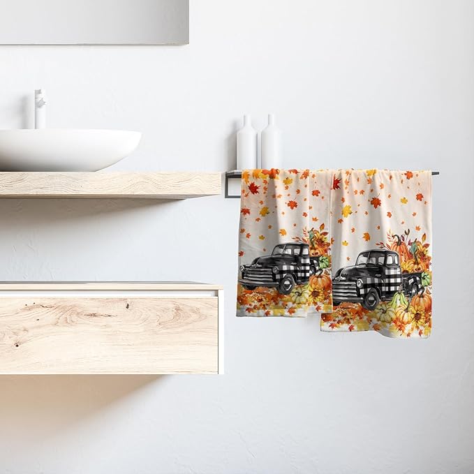 Giwawa Fall Plaid Truck Hand Towels Set of 2 Pumpkin Harvest Decorative Fingertip Towels Soft Face Towel for Bathroom Home Hotel Kitchen Decor