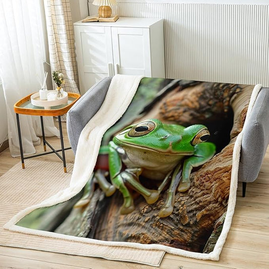 Green Frog Fleece Throw Blanket Tree Frog Plush Blanket for Sofa Couch Bed Wild Animal Theme Pattern Sherpa Blanket Wildlife Style Decor Fuzzy Blanket Room Decor Queen 90x90 Inch