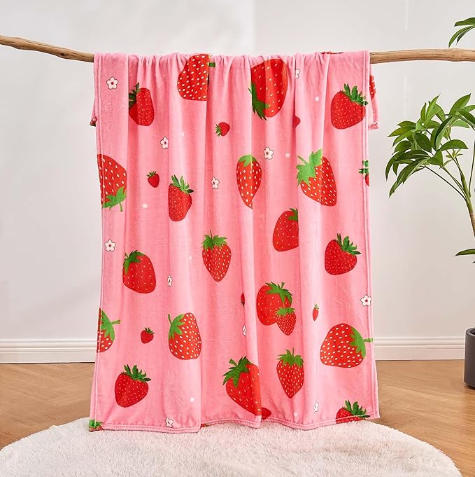Pink Strawberry Kids Throw Blanket for Girls Teens Toddler Pink Soft Fuzzy Flannel Bed Blanket Birthday Gifts for Women Girls Kids Teens Adults, 50”x60”