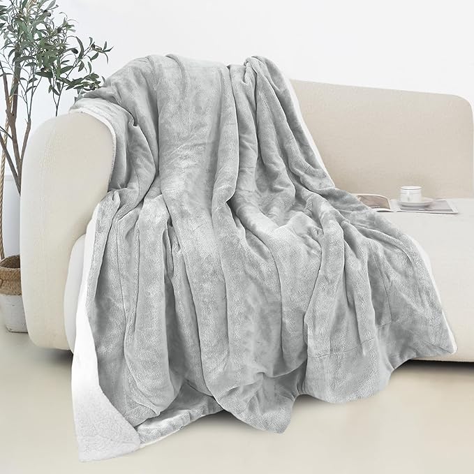 Elegant Comfort Reversible and Ultra-Plush Flannel Fleece Sherpa Throw- Lightweight Soft and Cozy- All Season Decorative Throw, Perfect for Lounging, 50 x 60 inches, Silver Grey