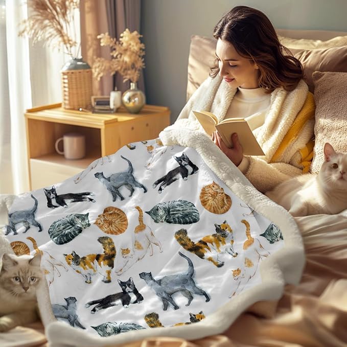 Sleepwish Colorful Cat Fleece Throw Blanket for Couch Chair Fuzzy Kitten Print Plush Sherpa Blanket Gifts for Cat Lovers Kids, Throw(50" X 60")