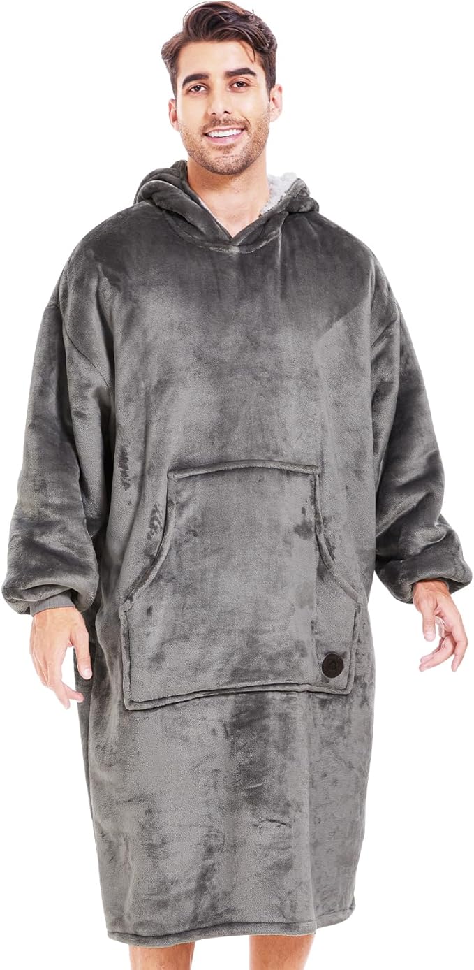 THREE POODLE Wearable Blanket Hoodie, Oversized Sherpa Sweatshirt Blanket for Adults Women Men, Warm Cozy Hooded Blanket, Gifts for Mom Girlfriend