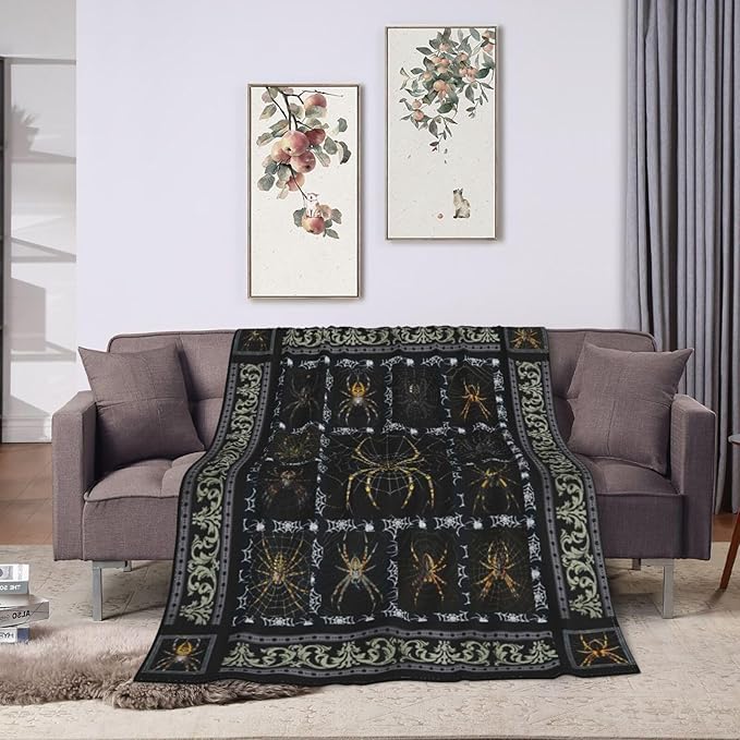 Spider Blanket Spider Throw Blanket Spider Decor Stuff Merch Cozy Print Flannel Fleece Soft Plush Fuzzy Warm Lightweight Bedding Spider Gifts for Women Men Girls Kids 50"X40"