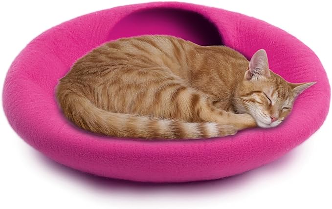 Woolygon Premium Wool Cat Cave Bed - Felt Cat Cave Handmade from 100% Merino Wool, Eco-Friendly Felt Cat Bed for Indoor Cats and Kittens