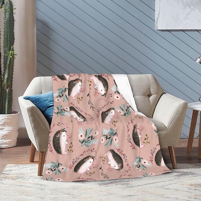 Tijuboni Hedgehog Blanket Ultra Soft Cozy Plush Hedgehog Throw Blanket Hedgehog Lovers Gifts for Girls Women Kids Adults Lightweight Flannel Comfy Blankets for Nursery Couch Sofa 50"x40"