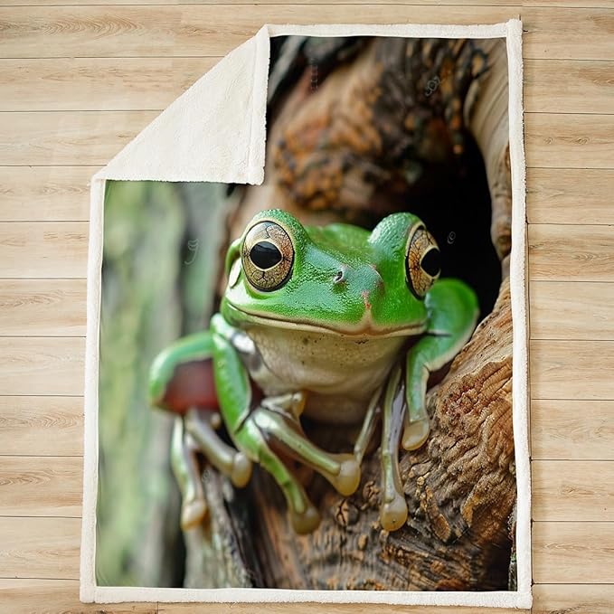 Green Frog Fleece Throw Blanket Tree Frog Plush Blanket for Sofa Couch Bed Wild Animal Theme Pattern Sherpa Blanket Wildlife Style Decor Fuzzy Blanket Room Decor Throw 50x60 Inch