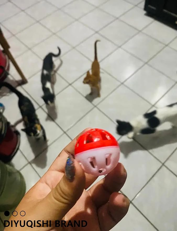 Cat Toys Pack – 40pc Set of Jingle, Reflective, and Plush Balls for Indoor Cats – Safe, Fun, and Stress-Relieving Playtime for Cats