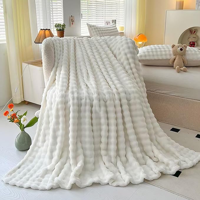 Soft Fluffy Fur Throw Blanket,3D Fleece Bubble Blanket, Flannel Fuzzy Soft Plush Bubble Blanket for Sofa Bed Room Office,Decorative Throw Blanket, 40"x60" White